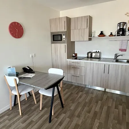 Aparthotel Domitys - Purpan Peira Rosa